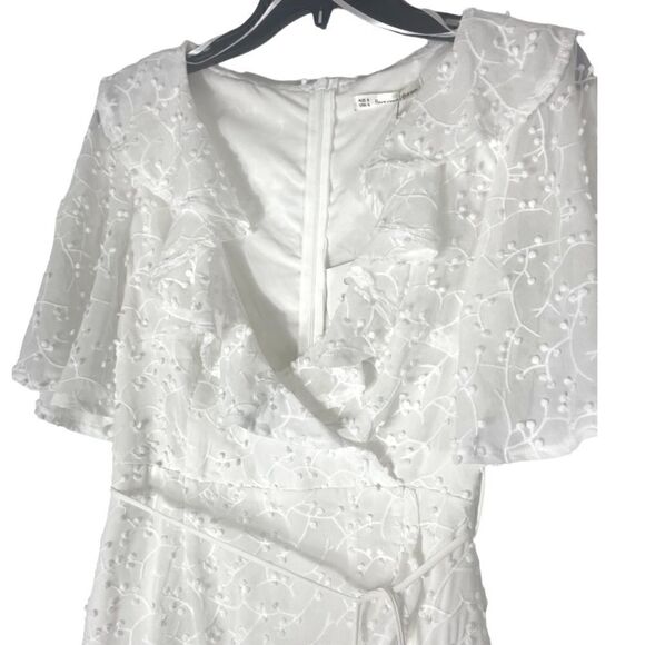 Here Comes The Sun White Dress Size S - Picture 6 of 11